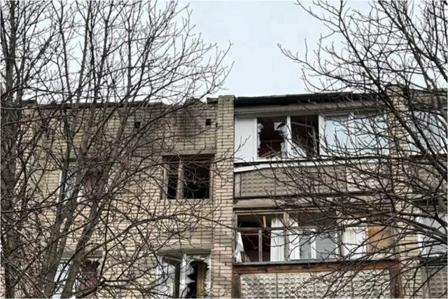 Belqorodda Ukrayna PUA-sı yaşayış binasına çırpılıb - FOTO